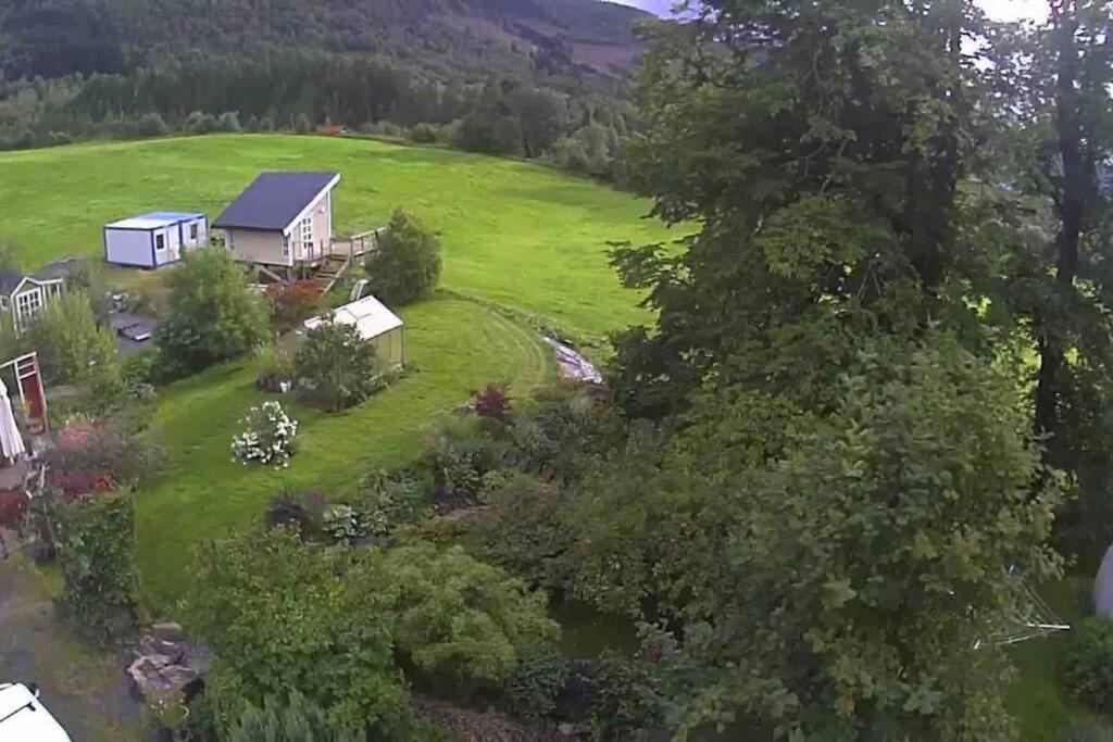Minihus Med Drommeutsikt Til Sunnmorsalpene Aure (Sykkylven) Exterior foto